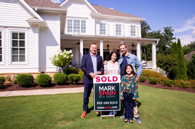 Maggie's family selling their home fast to move to their new build