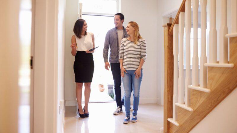 Post-Sale Checklist: Essential Steps for Home Sellers After Moving Out